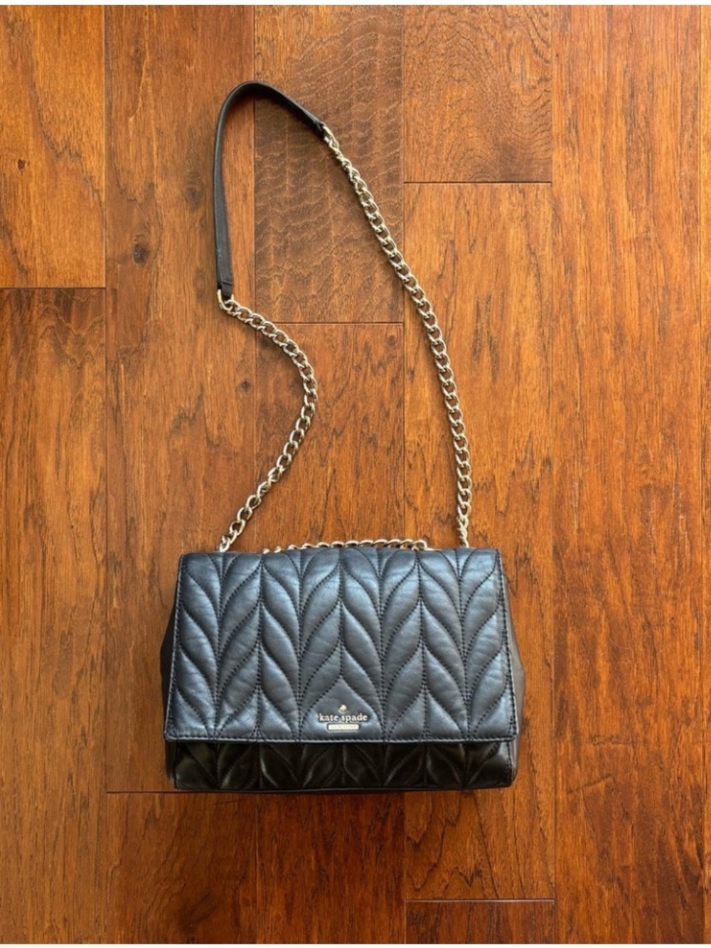 kate spade Briar Lane Quilted Emelyn Shoulder Bag in Black with Gold Chain EUC - Picture 4 of 13